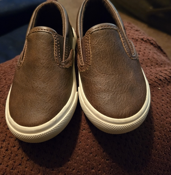 Old Navy Other - Old Navy Brown Slip-On Sneakers for Kids